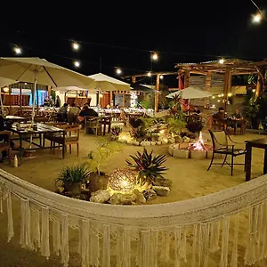 The - Food, Drinks And Transportation To The And Cenotes Albergue